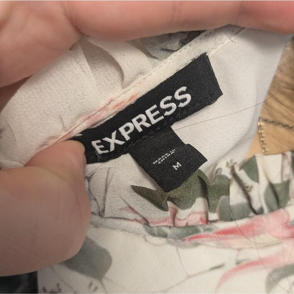 Express floral sleeveless tiered maxi dress - Picture 3 of 3